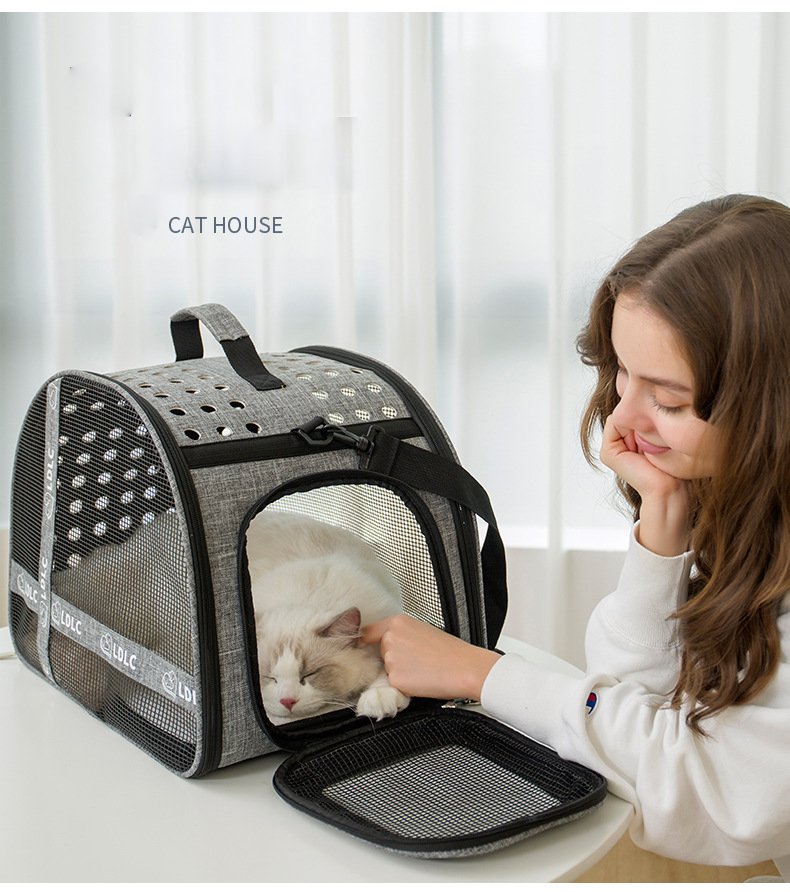 Portable Shoulder Pet Travel Bag - Cat - (4 Color Options) - (M,L)