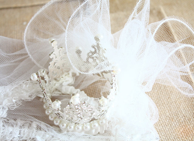 2-pc Set - Luxury Bridal Veil with Pearl Tiara Crown - Dog Cat - (S, L) - (White) - (While Supplies Last)