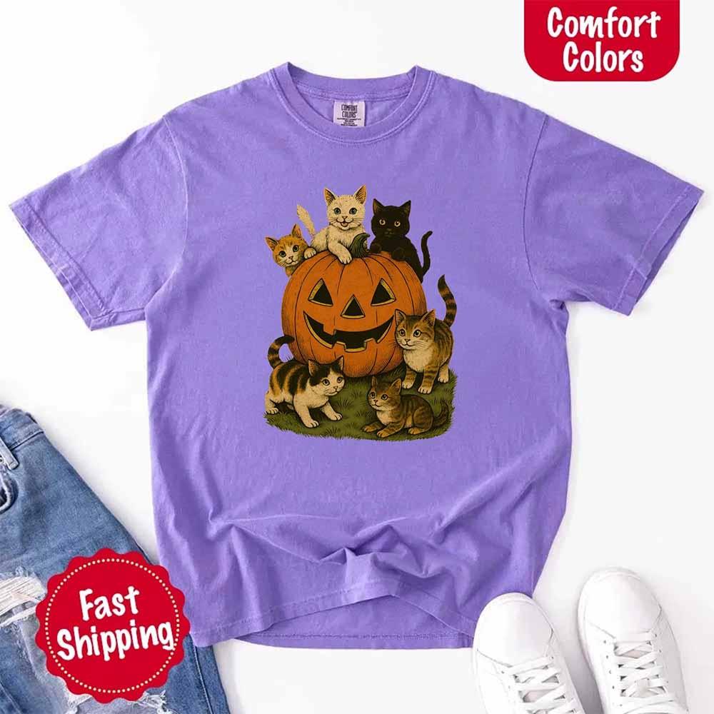 Vintage 90s Cat Halloween Tee - (9 Color Options) - (S-4X) - Ladies