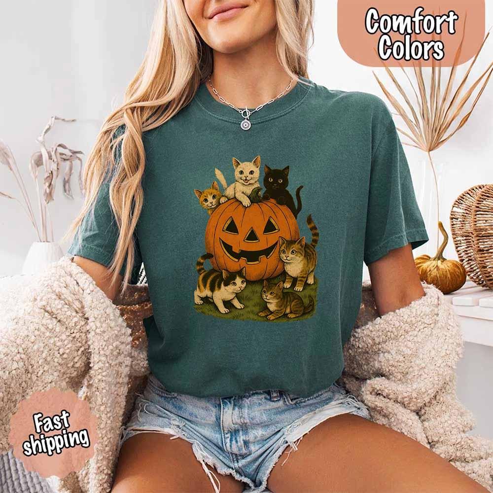 Vintage 90s Cat Halloween Tee - (9 Color Options) - (S-4X) - Ladies