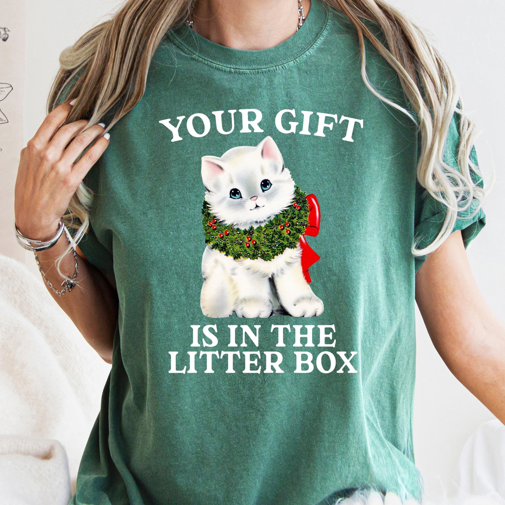"Your Gift Is In The Litter Box" T-Shirt - Unisex - (13 Color Options) - (S-2XL)