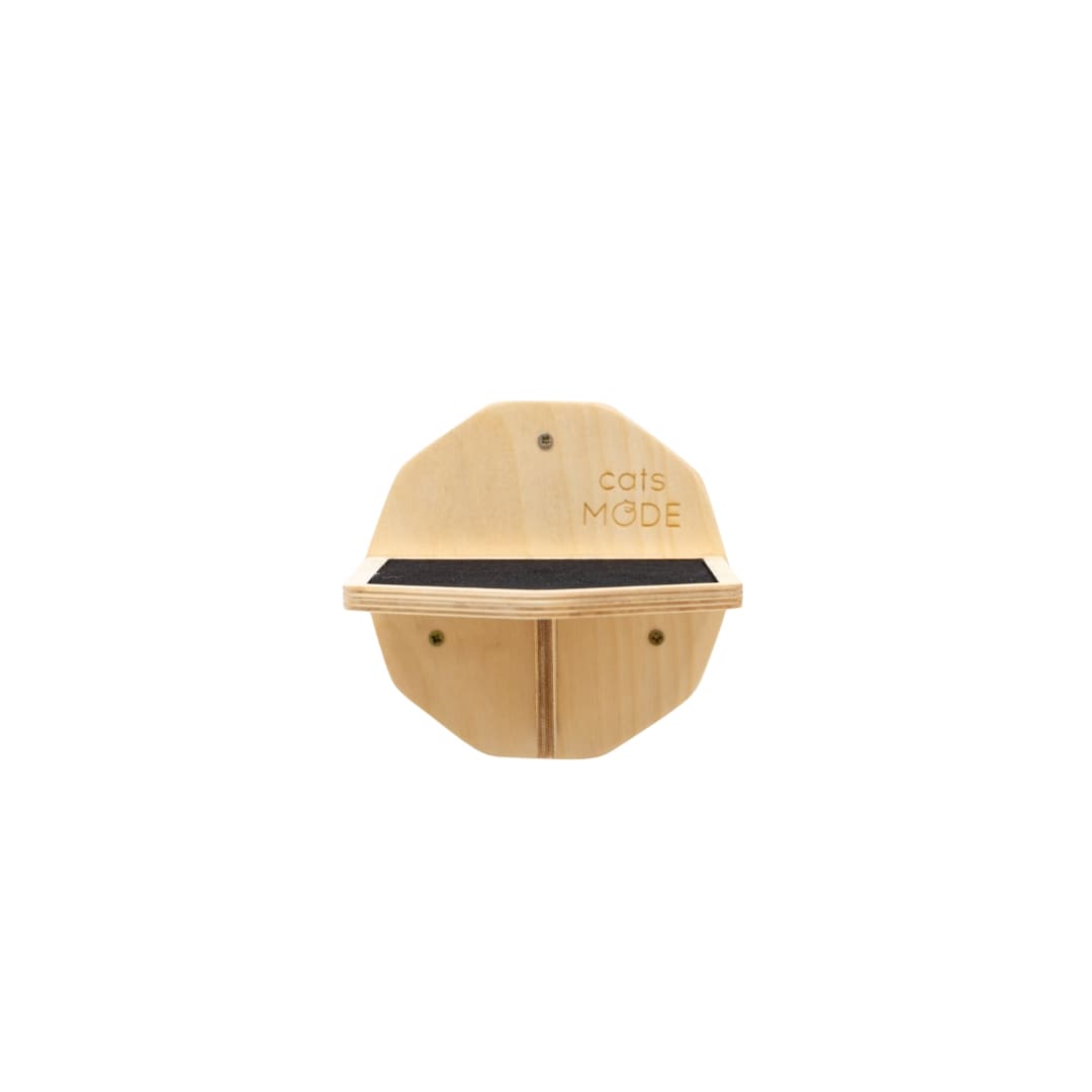 Quality Wooden Hexagon Step  -  Cat  - (Natural Oak) - (While Supplies Lsst)