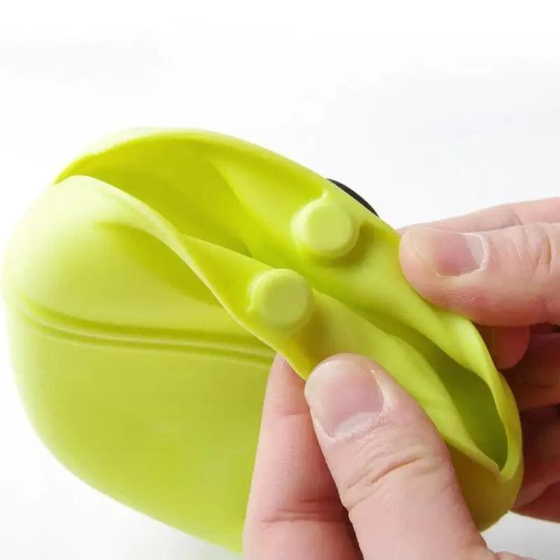 Portable Training Treat Pouch -  Dog - (2 Styles) - (10 Color Options)